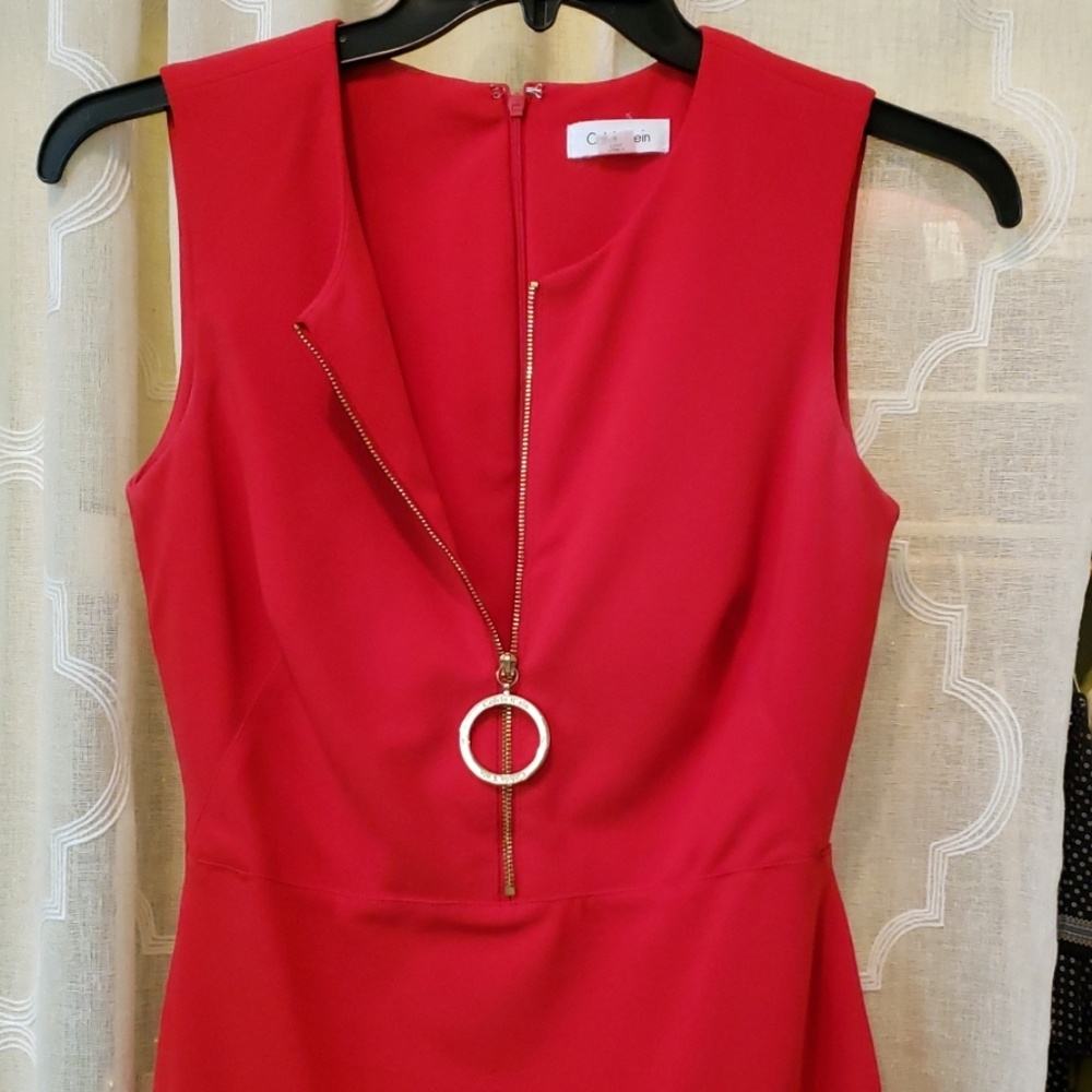 Dress - Picture 2 of 4